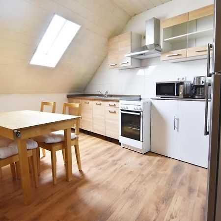 Cozy Worker Apartments Нідеркассель Екстер'єр фото