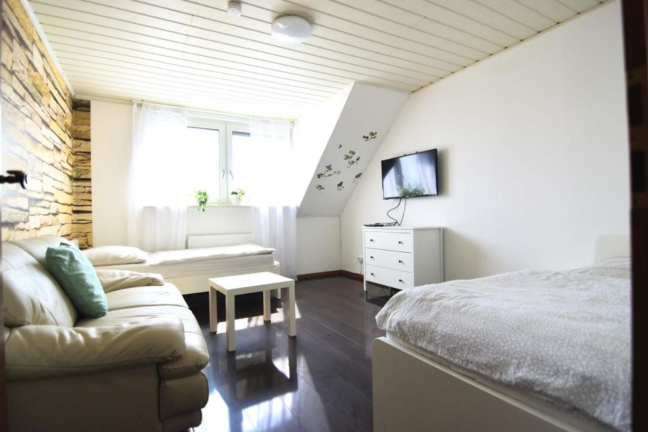 Cozy Worker Apartments Нідеркассель Екстер'єр фото