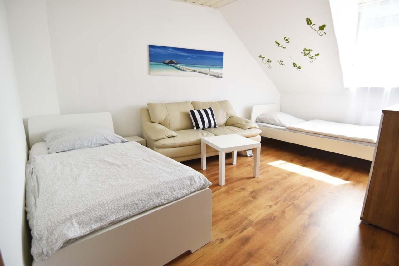 Cozy Worker Apartments Нідеркассель Екстер'єр фото
