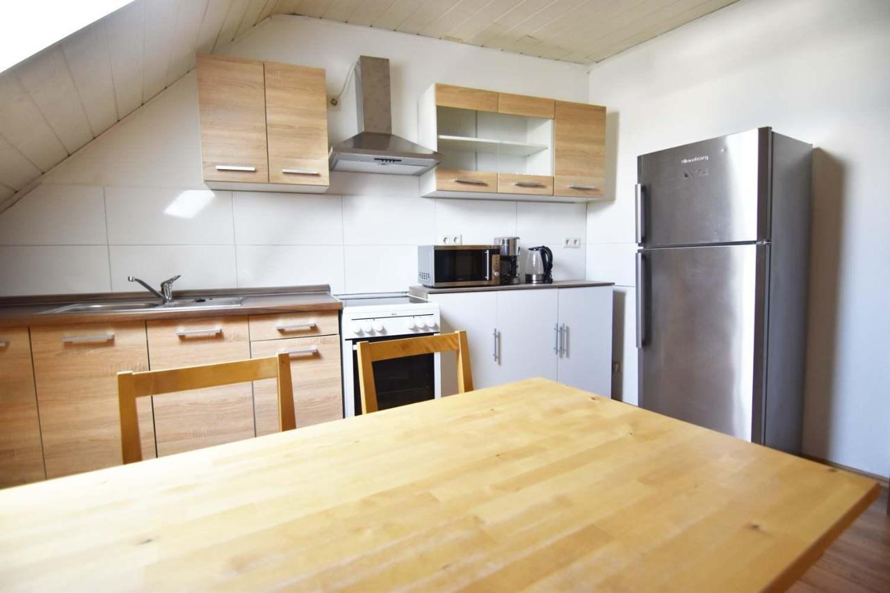 Cozy Worker Apartments Нідеркассель Екстер'єр фото