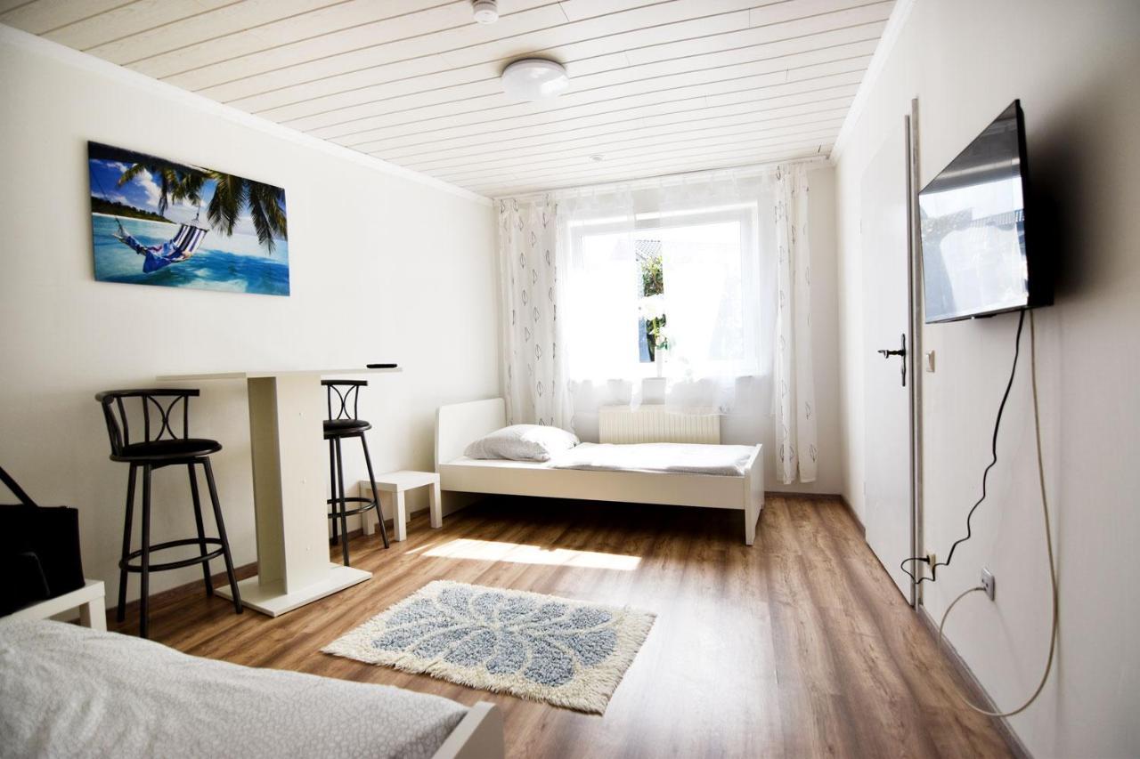 Cozy Worker Apartments Нідеркассель Екстер'єр фото